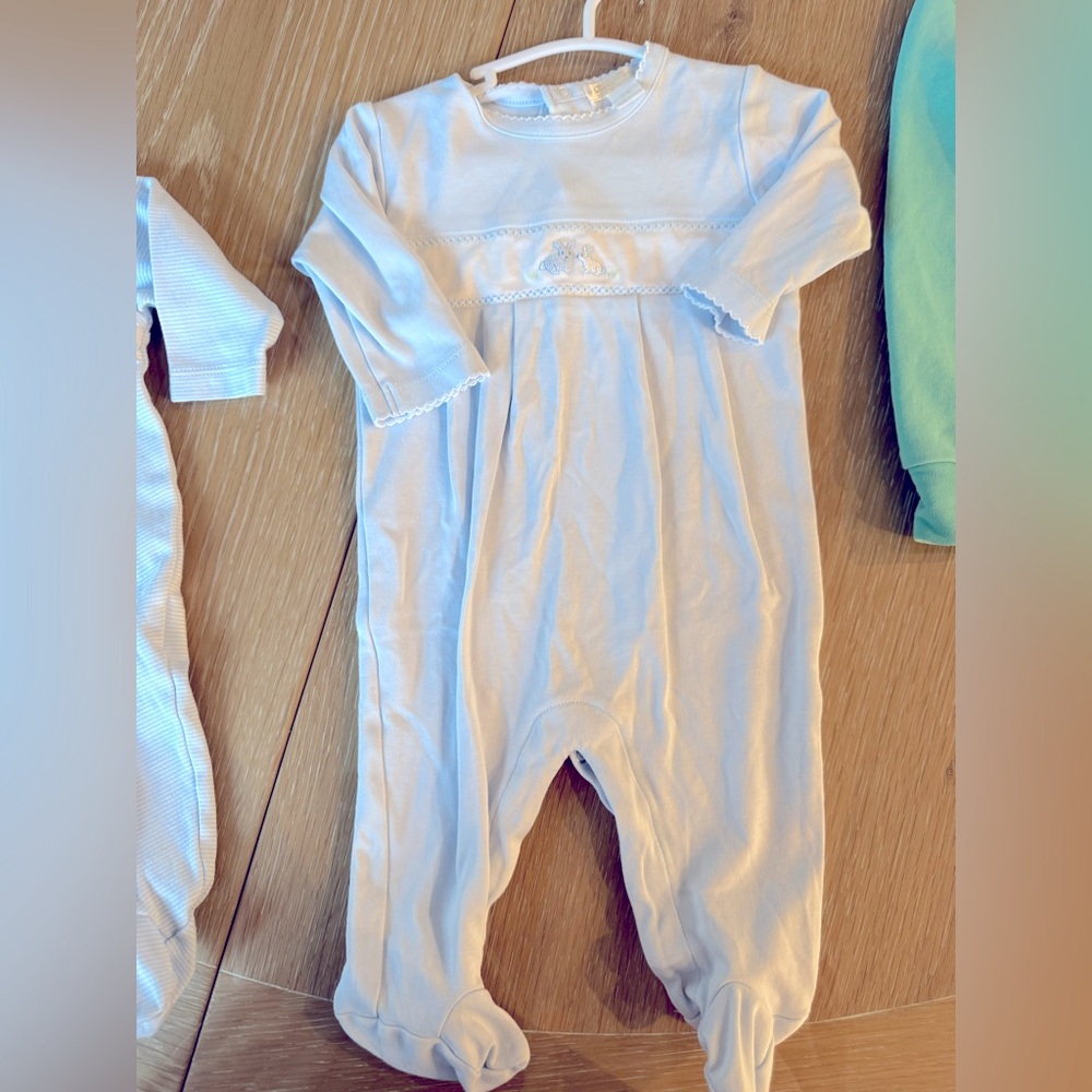 Kissy kissy stitched  bunny outfit with feet